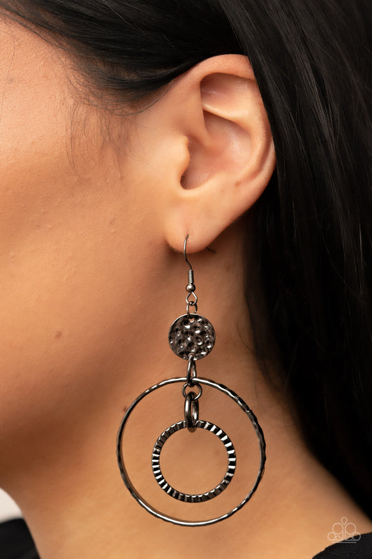 Mechanical Mecca Black Earrings (Pinky 173)