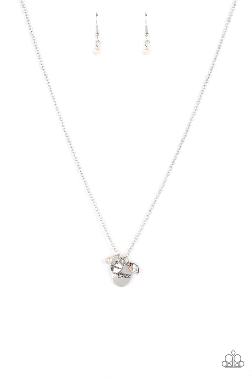 Super Mom Necklace (White 72)