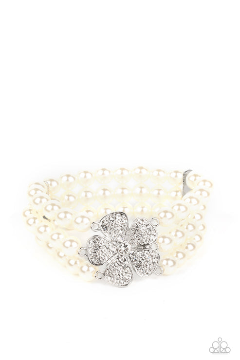 Park Avenue Orchard White Bracelet (White 89)