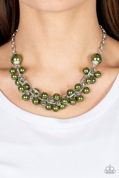 Party Crasher Green Necklace (Orange 1967)