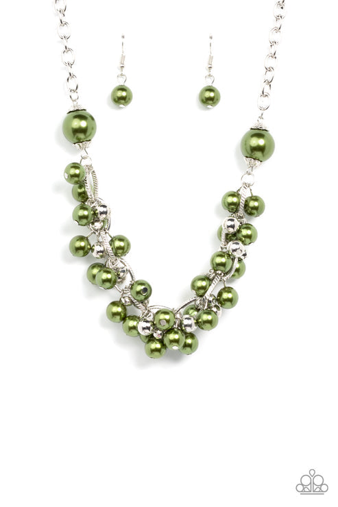 Party Crasher Green Necklace (Orange 1967)