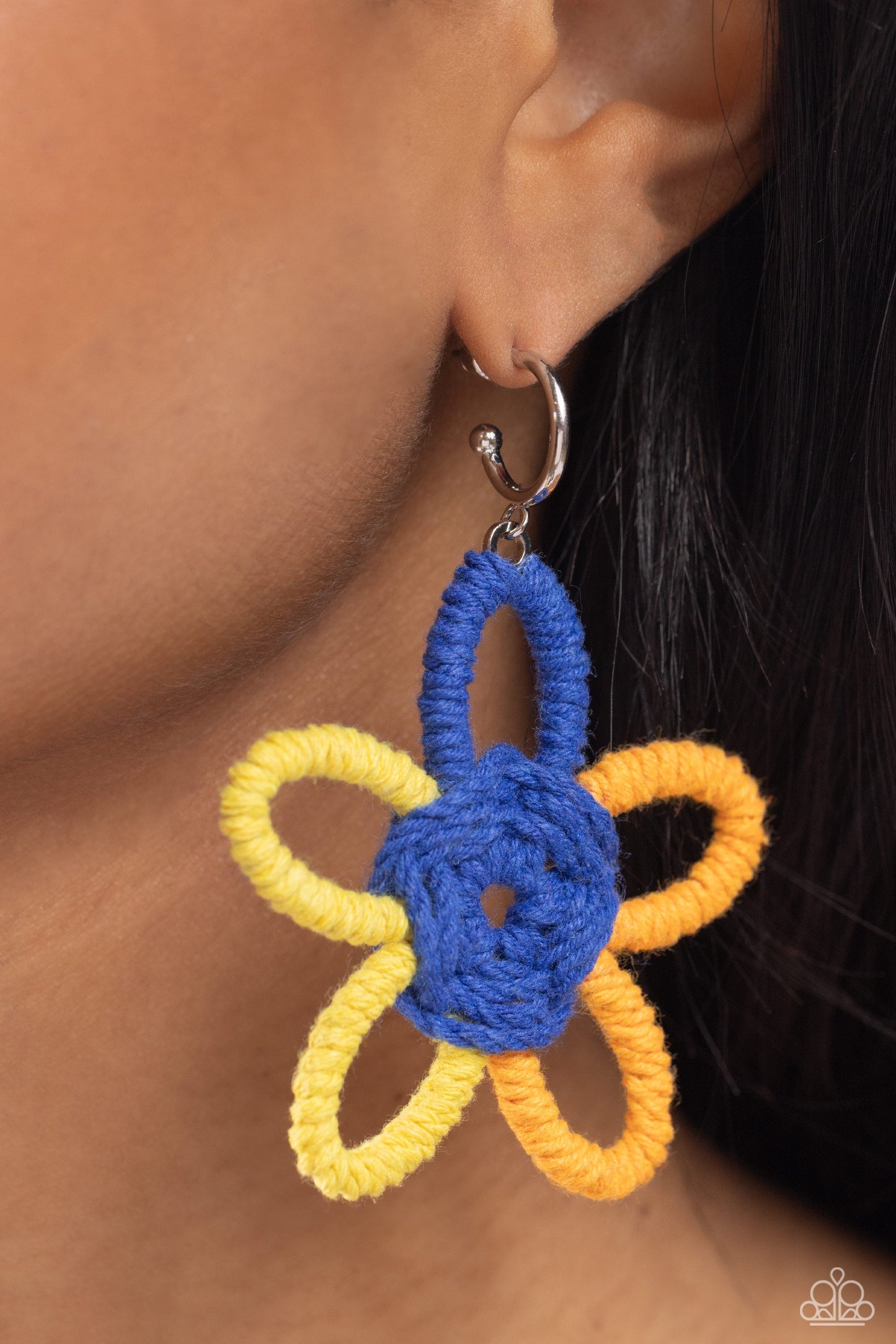 Spin a Yarn Orange Earrings (Orange 1726)