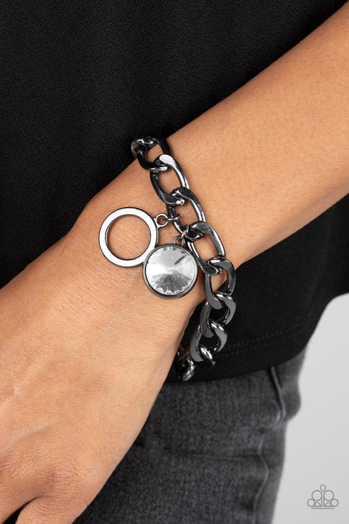 Unyielding Roar Black Bracelet (Orange 1234)